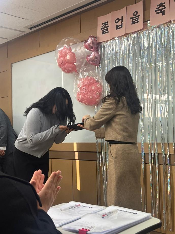 2025.02.14 언어치료학과 졸업식 13